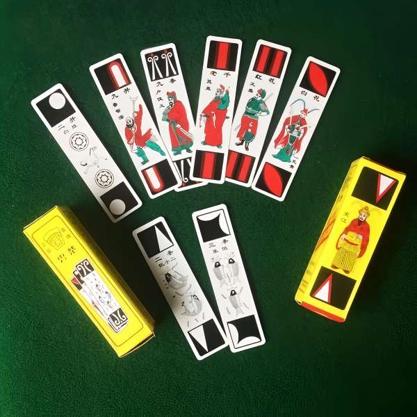 WellCards Custom Shaped Playing Cards OEM ODM Manufacturer in China