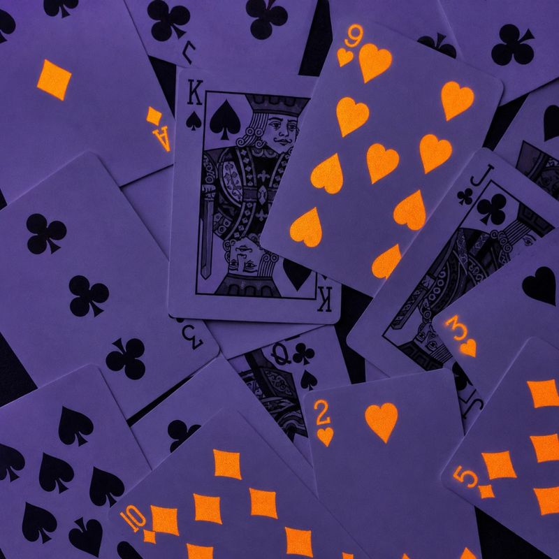 WellCards Custom UV Reactive Playing Cards OEM ODM Manufacturer in China