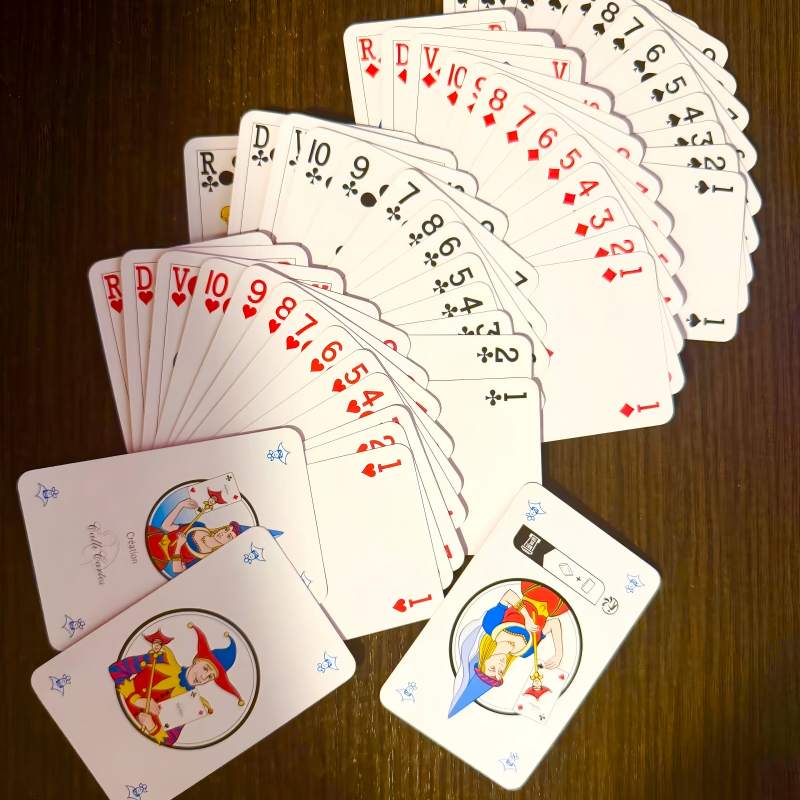 WellCards custom French playing cards 4